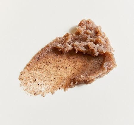 HOW TO AVOID CELLULITE? 6 STEPS YOU SHOULD FOLLOW! scrub