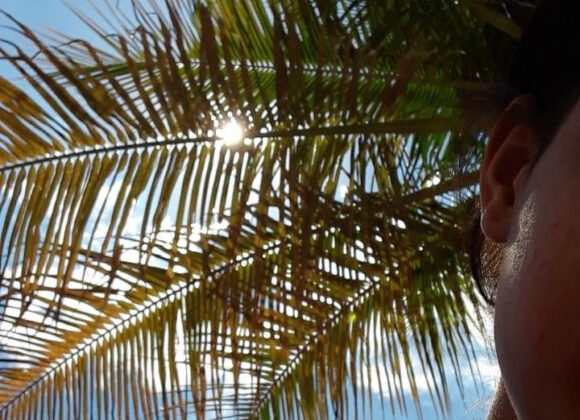 TIPS FOR GETTING THE BEST SUNTAN SAFELY. Tanning