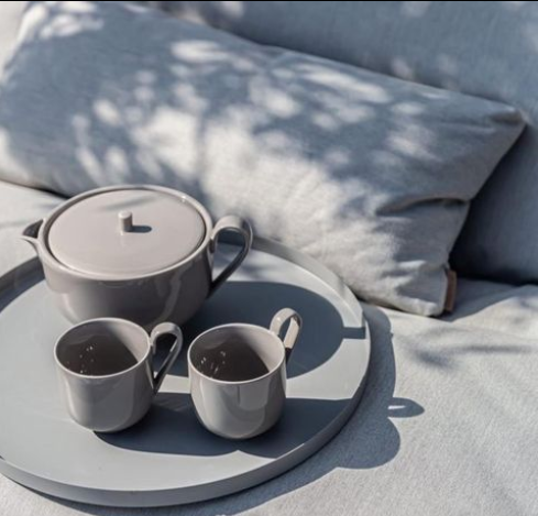 CALMING DRINKS TO HELP YOU RELAX. TEA POST