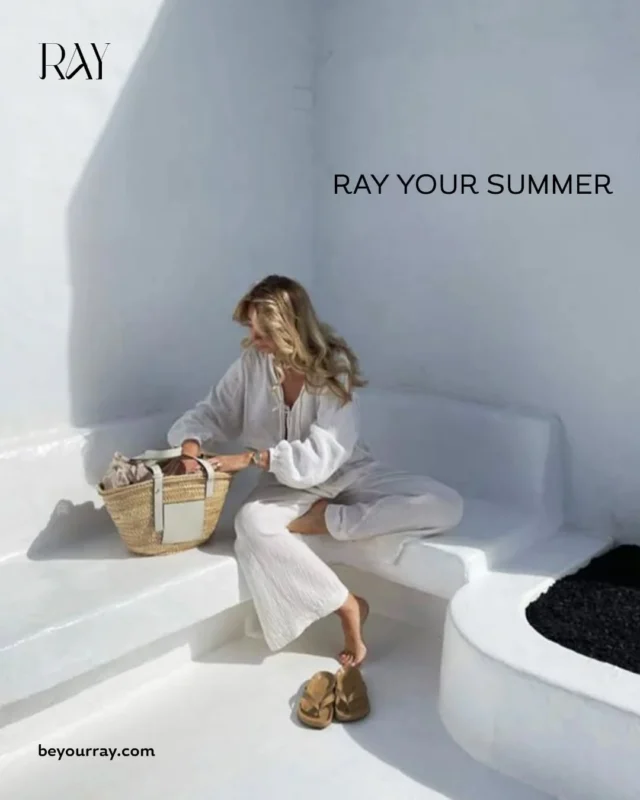 صيفك ما يكتمل بدون أساسياتك من☀️ RAY 

منتجات مجموعة
"RAY YOUR SUMMER"
 المحمولة تنفعك بالسيارة، بالشنطة، أو حتى بالطيارة، وكلها بنفس الجودة والريحة المميزة.

حجمها صغير وتأثيرها على سفرتك كبير.✈

اطلبيها الآن عبر متجرنا في البايو!