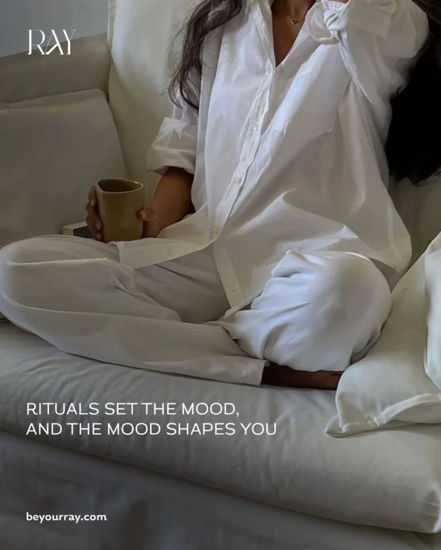 ⁨	
إذا كان لك طقس يومي واحد ما تستغنين عنه، وش راح يكون؟ ✨

شاركينا بالكومنتس 👇🏻

#Beyourray
#RAYYourRitual⁩
